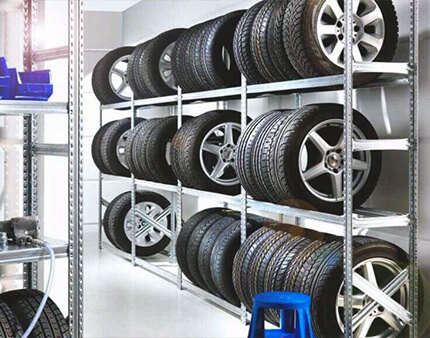 REGAŁY NA KOŁA SAMOCHODOWE