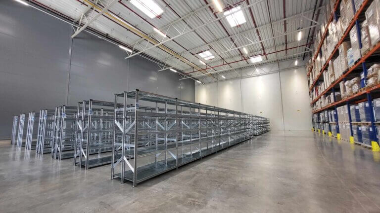Regały magazynowe dla ecommerce