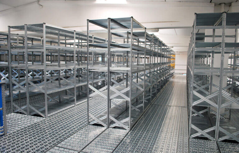 Regały ze stali cynkowanej